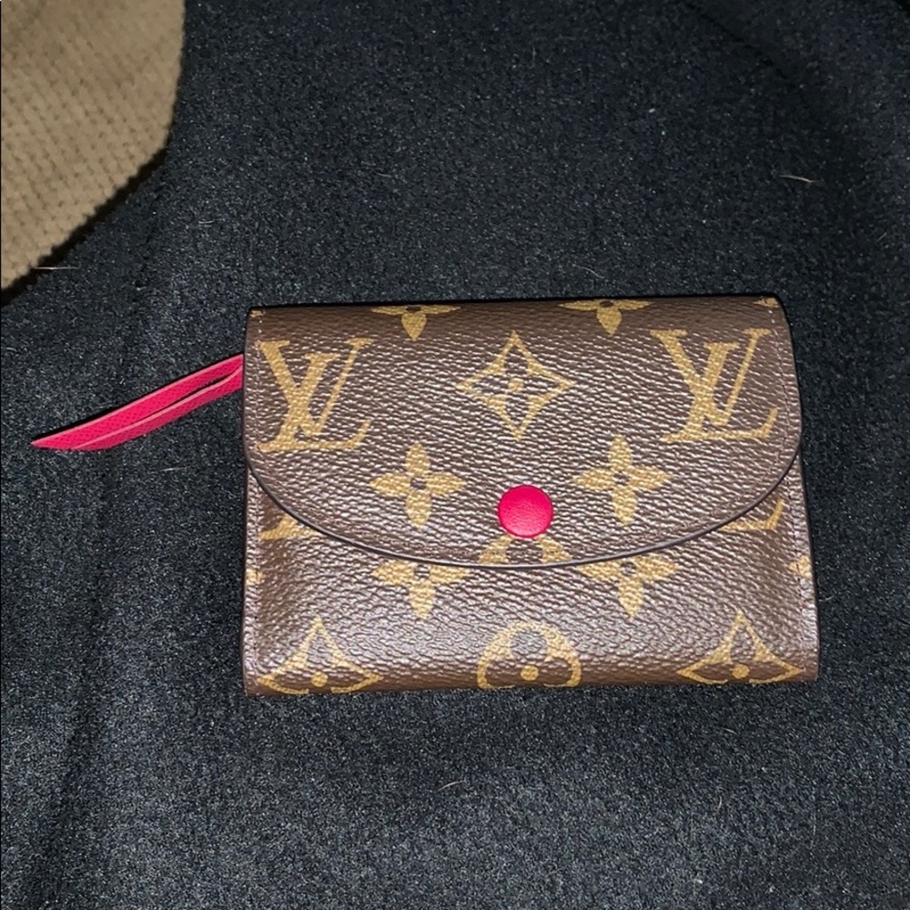 LOUIS VUITTON wallet